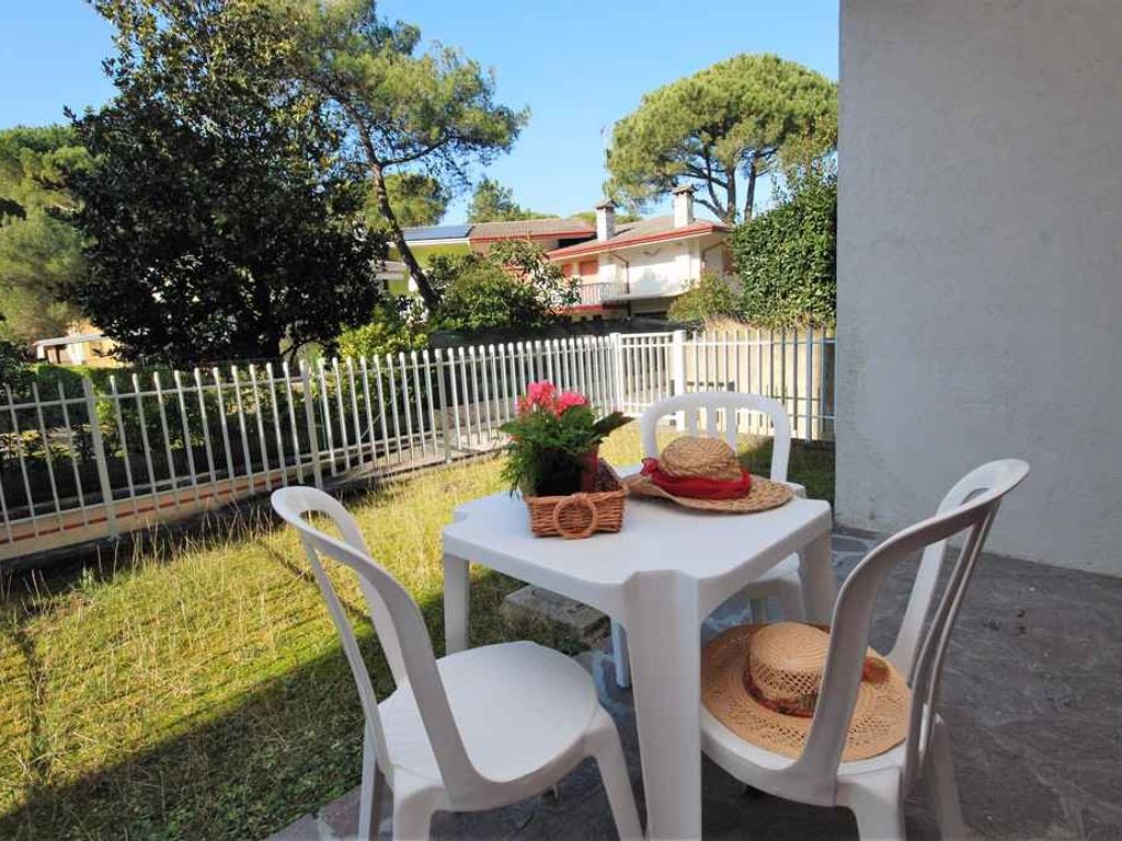 Ferienwohnung mit Terrasse und Pool