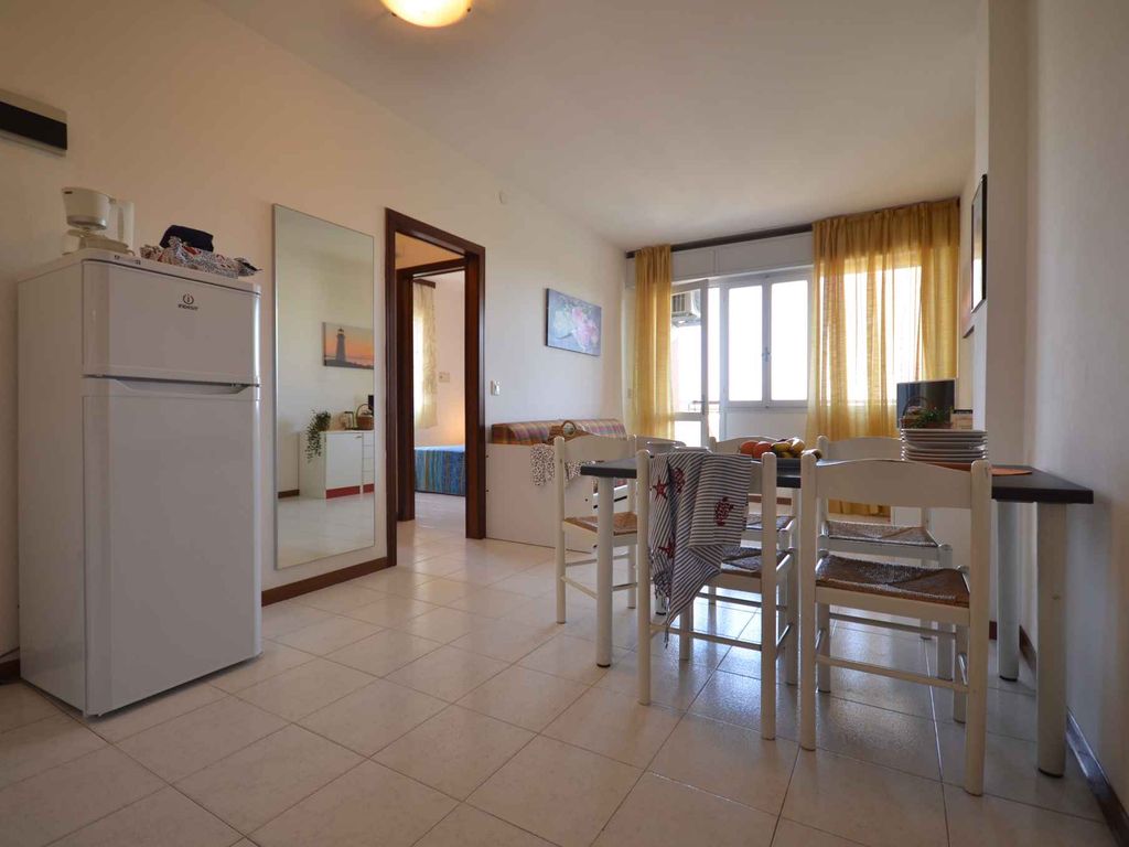 Ferienwohnung mit Klimaanlage und Balkon