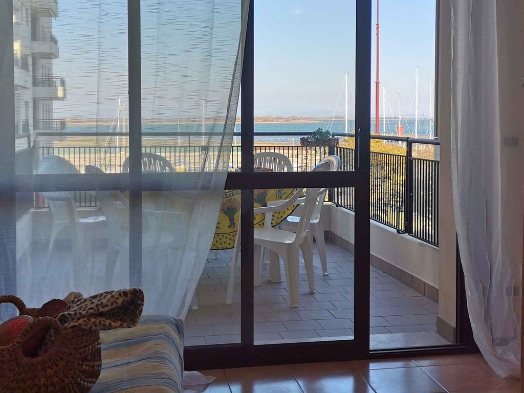 Ferienwohnung mit Klimaanlage und Balkon