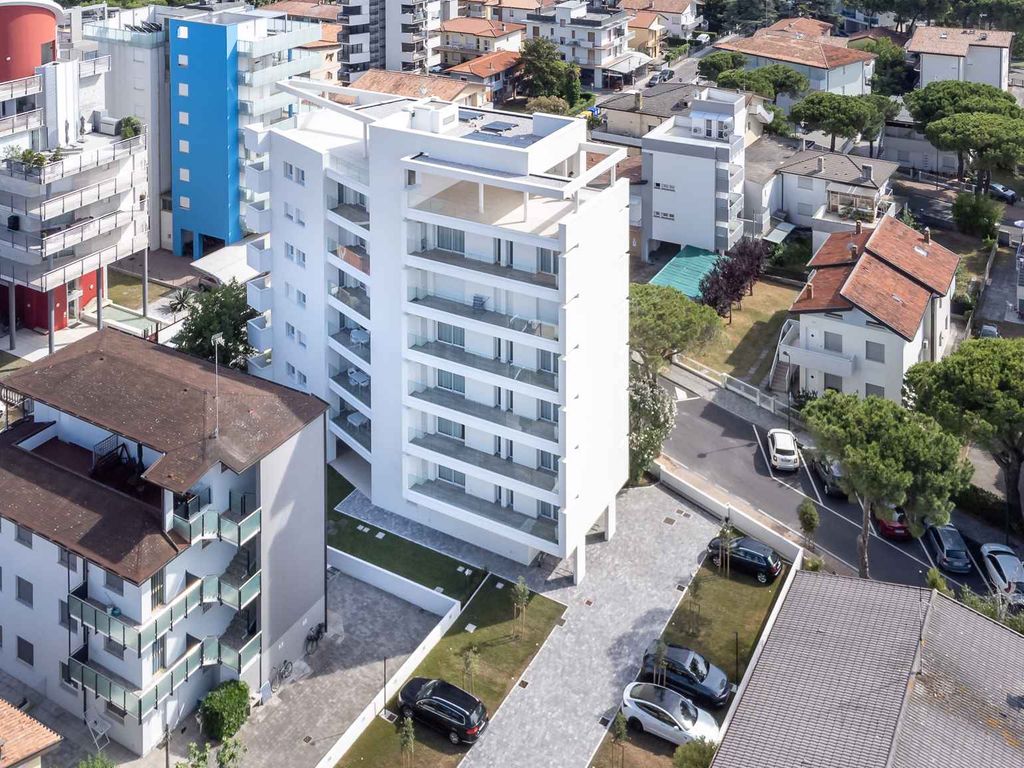 Ferienwohnung mit Klimaanlage und Balkon