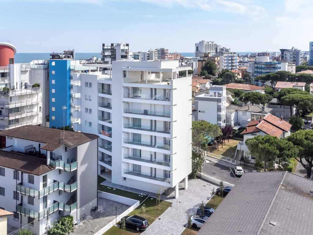 Ferienwohnung mit Klimaanlage und Balkon