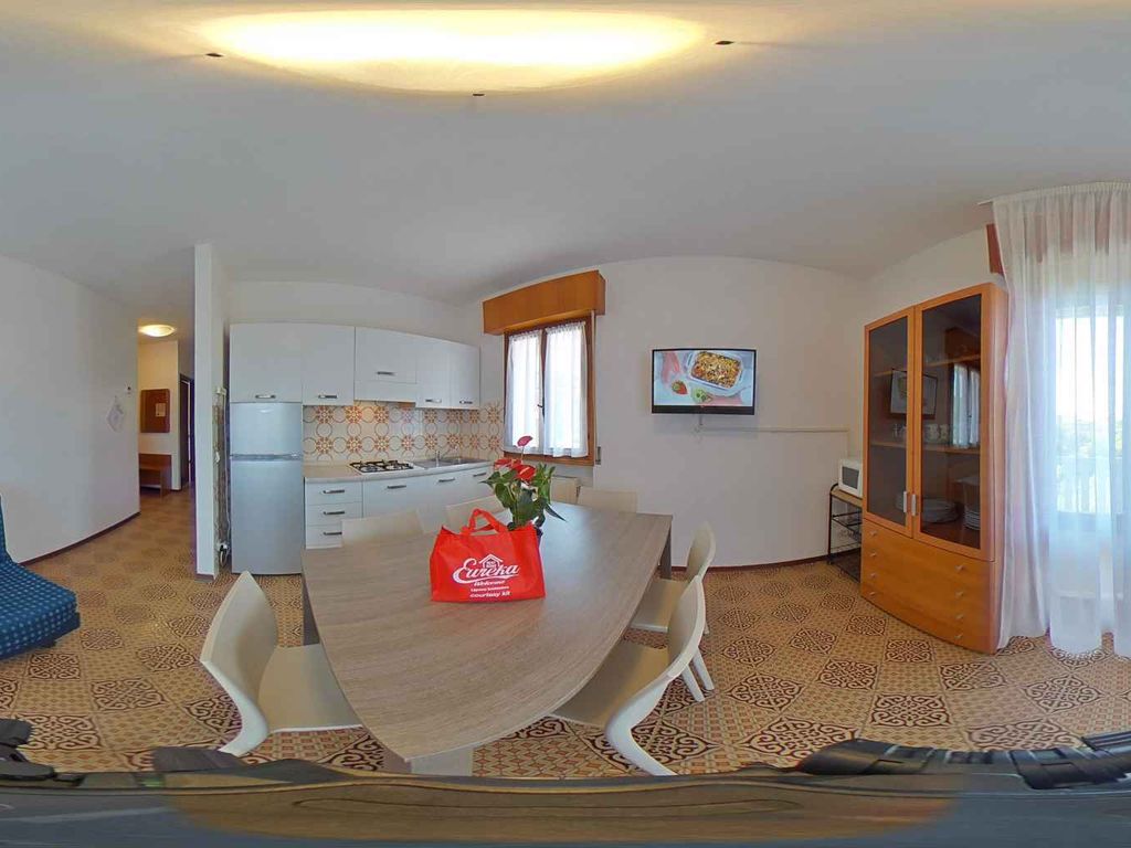 Ferienwohnung mit Balkon und Klimaanlage