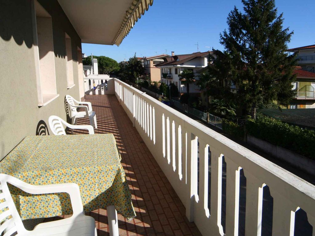 Ferienwohnung mit Balkon und Klimaanlage