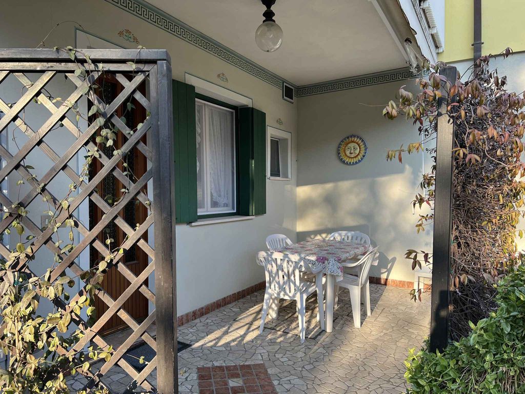 Ferienwohnung mit Klimaanlage und Terrasse