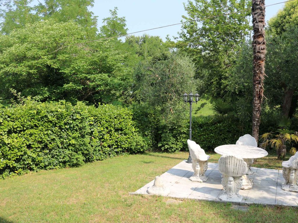Ferienwohnung mit Terrasse und Kamin
