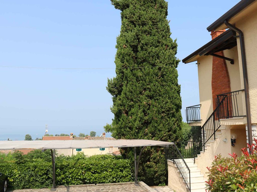 Ferienwohnung mit Terrasse und Kamin