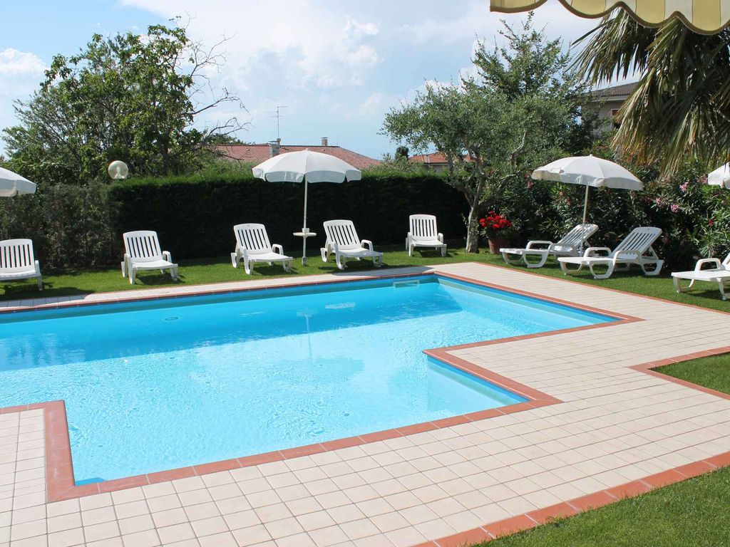 Ferienwohnung mir Aussenpool und WLan