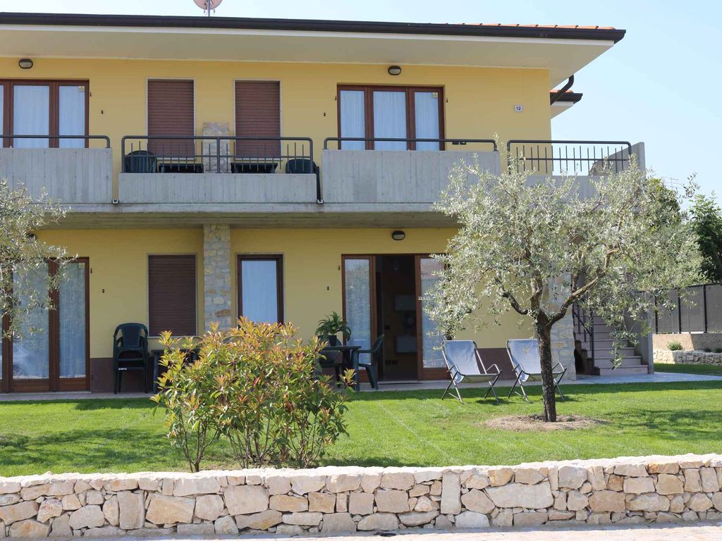 Ferienwohnung mit Terrasse,Internet,