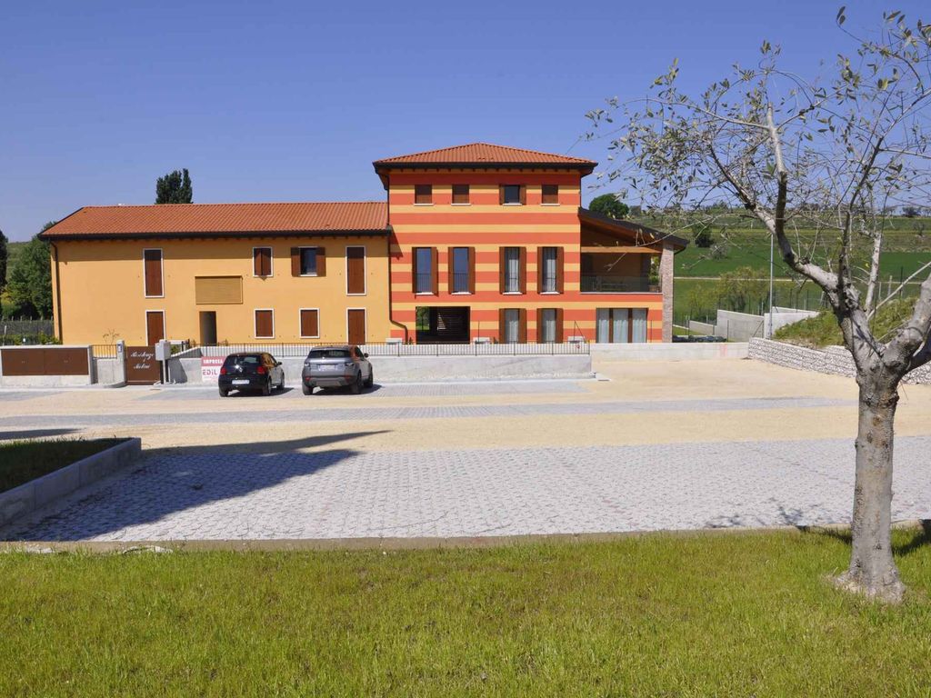 Ferienwohnung mit Pool und Sonnenterrasse