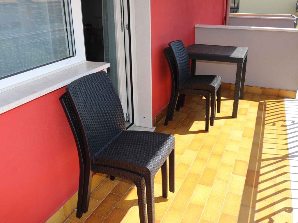 Ferienwohnung mit Pool und Klimaanlage