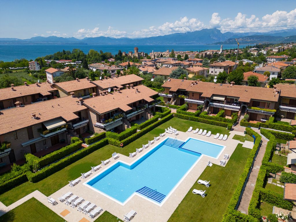 Ferienwohnung in Zentrumsnähe mit Schwimmbad, Klimaanlage, Parkplatz