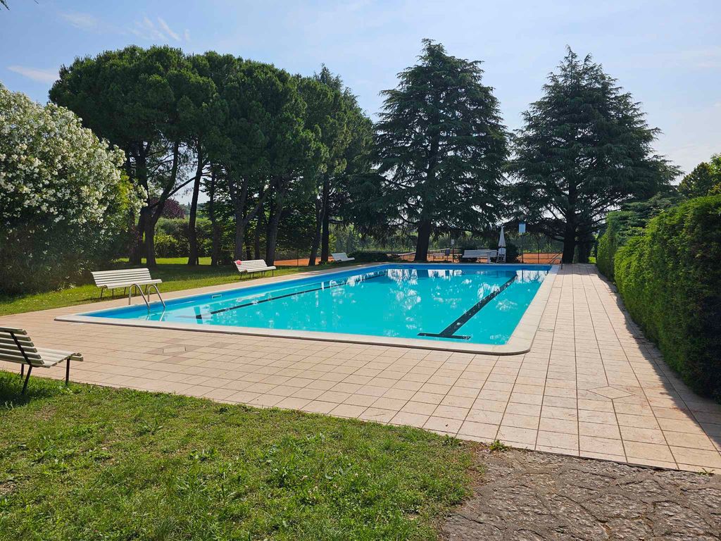 Ferienwohnung mit Klimaanlage, Swimmingpool, Tennis