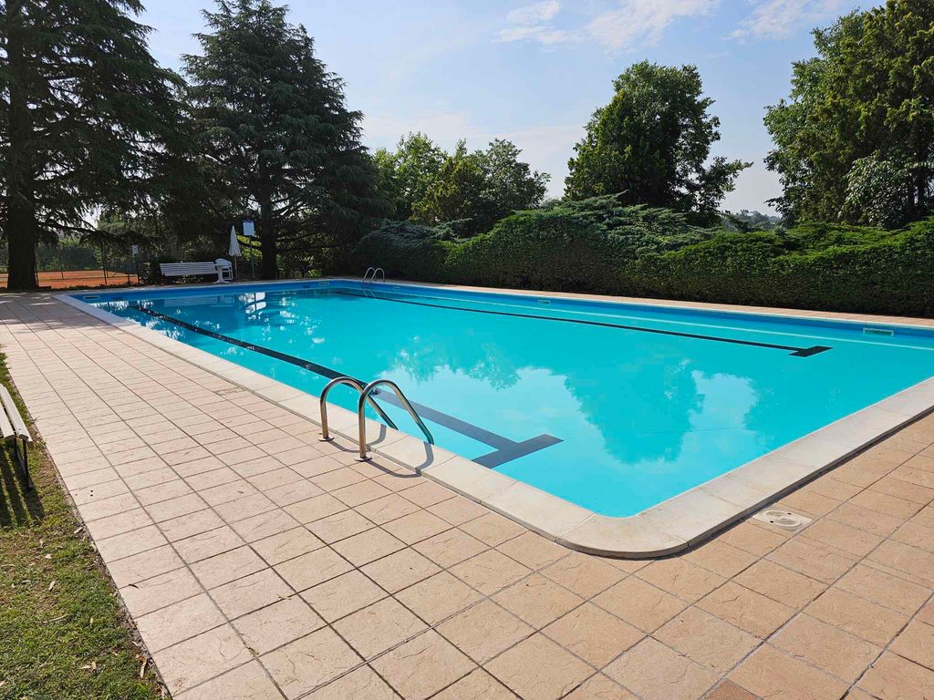 Ferienwohnung mit Klimaanlage, Swimmingpool, Tennis