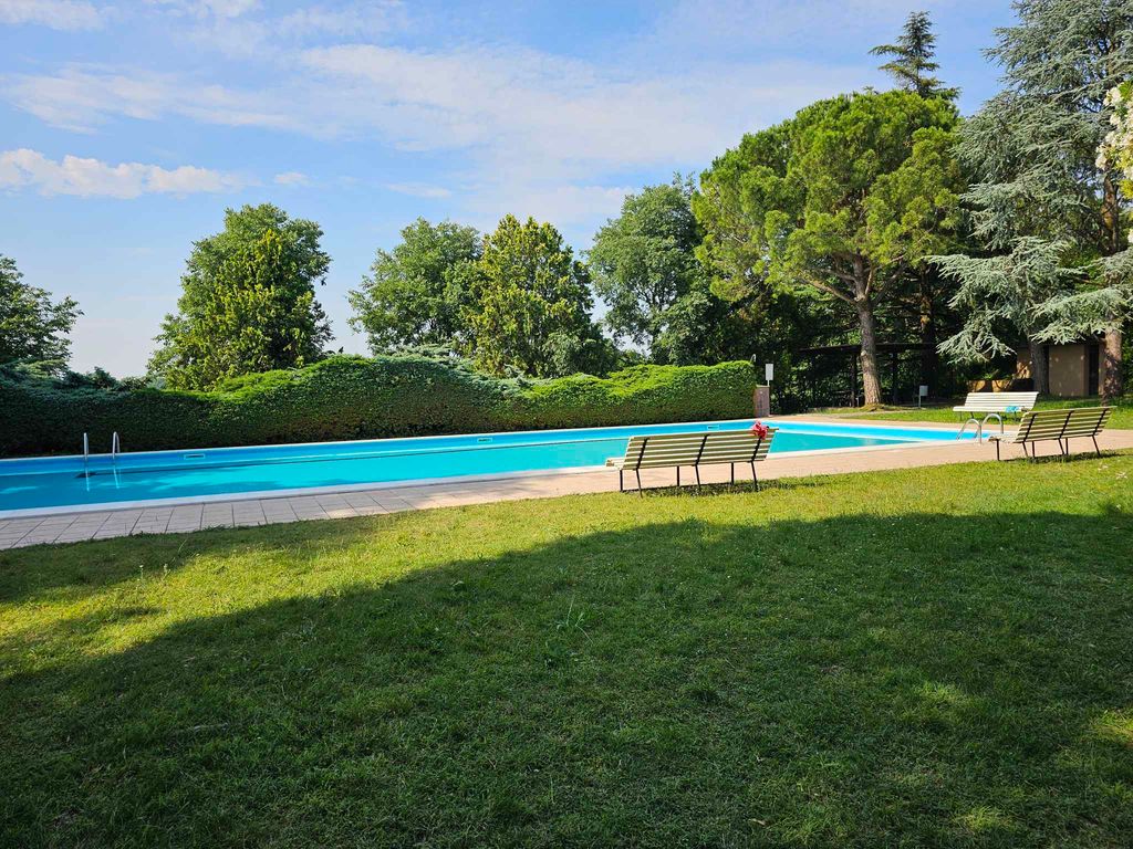Ferienwohnung mit Klimaanlage, Swimmingpool, Tennis