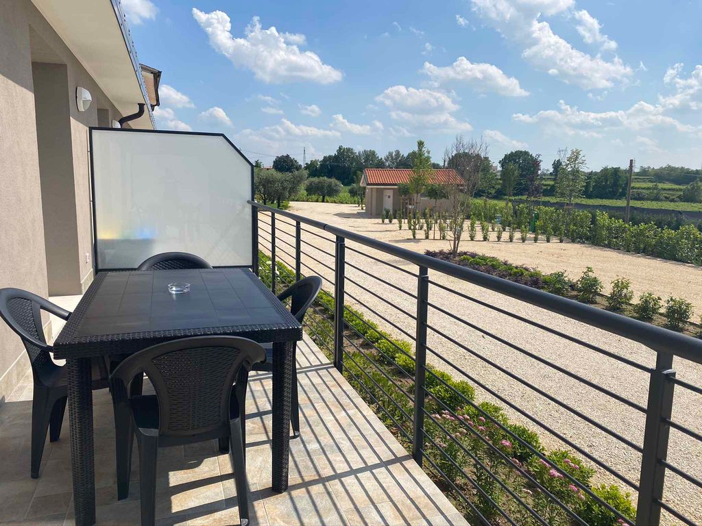 Ferienwohnung mit Balkon und Klimaanlage