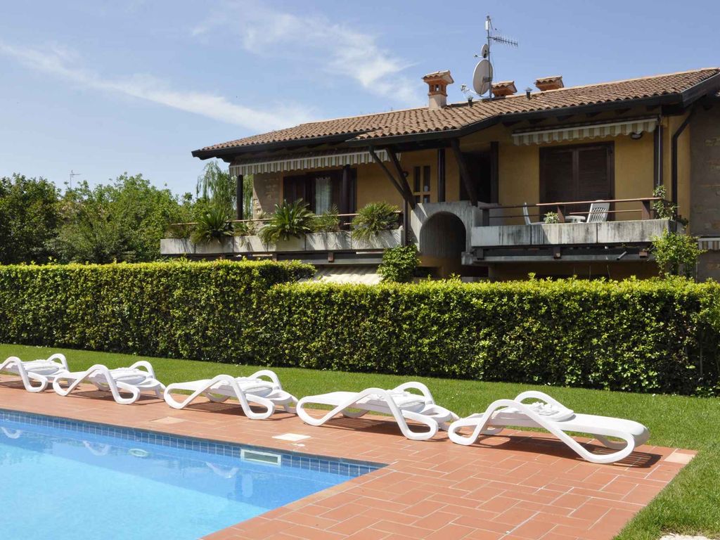 Ferienwohnung mit gemeinsamem Pool