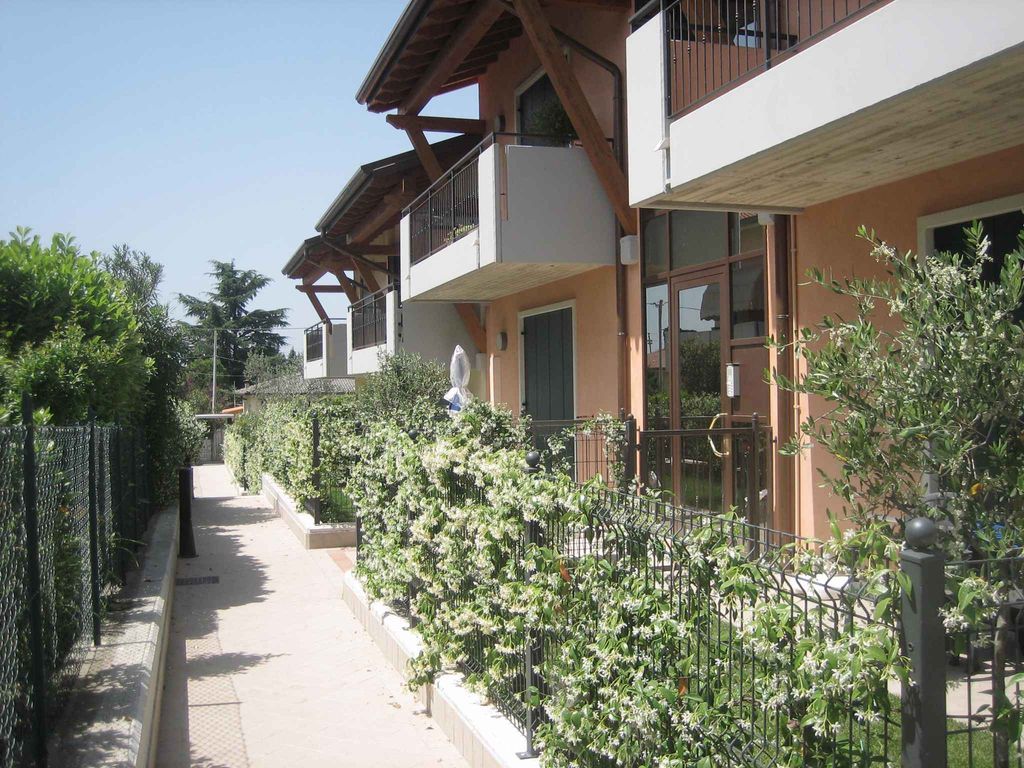 Ferienwohnung mit Terrasse und Pool