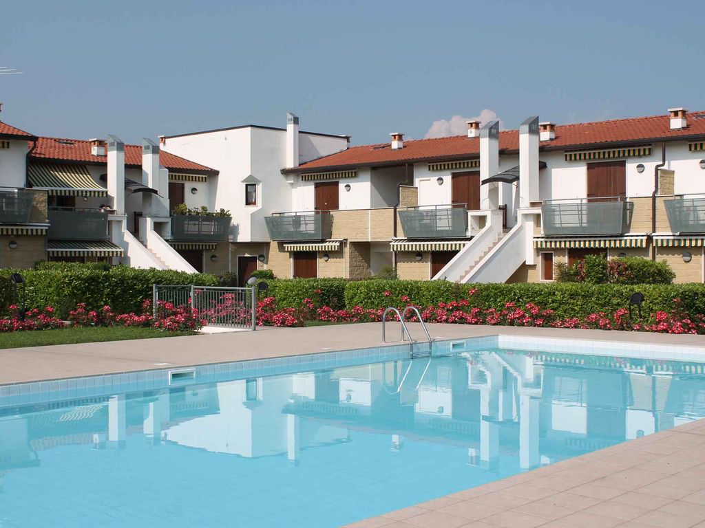 Ferienwohnung mit Pool und Klimaanlage