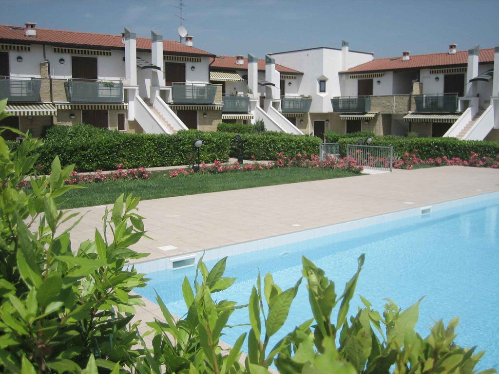 Ferienwohnung mit Pool und Klimaanlage