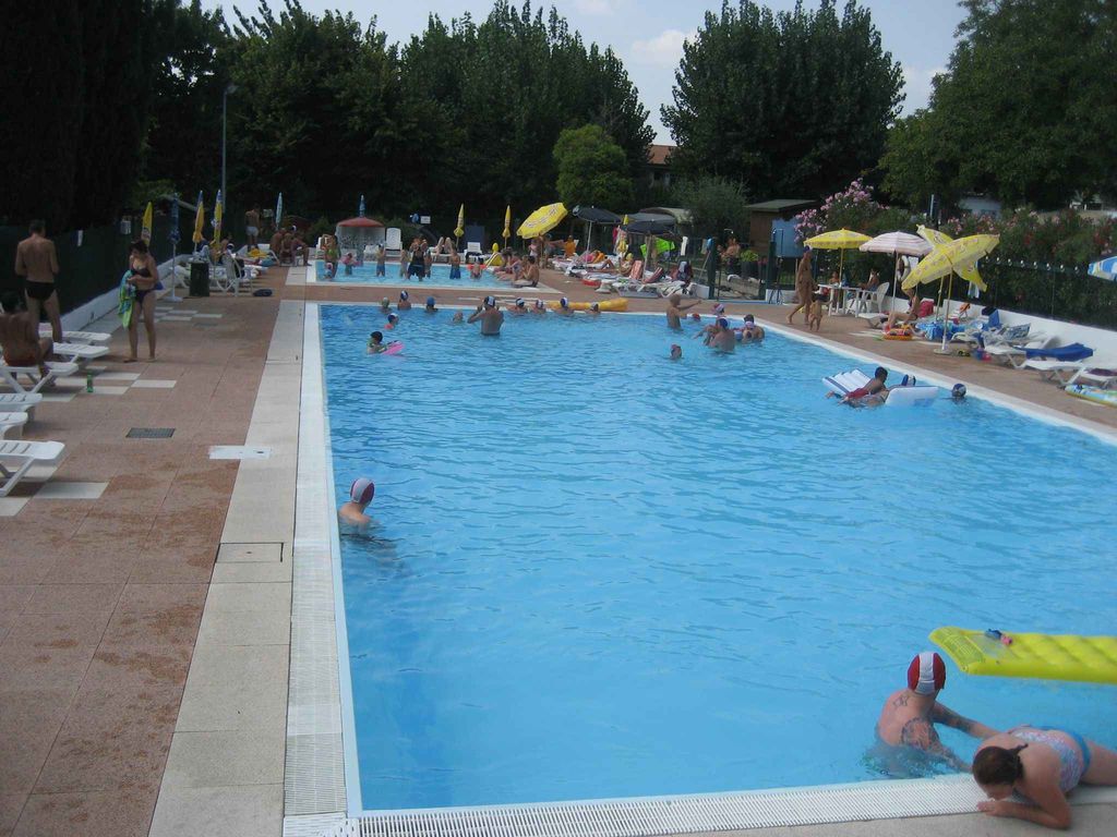 Mobilehome mit Klimaanlage, Terrasse und Pool