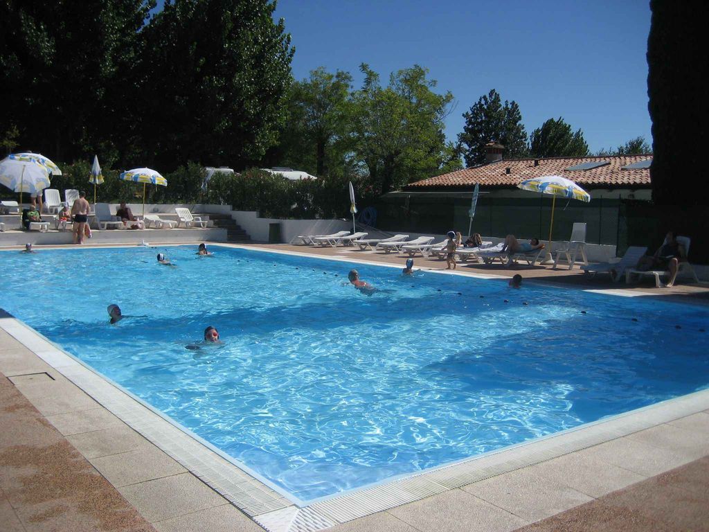 Mobilehome mit Klimaanlage, Terrasse und Pool