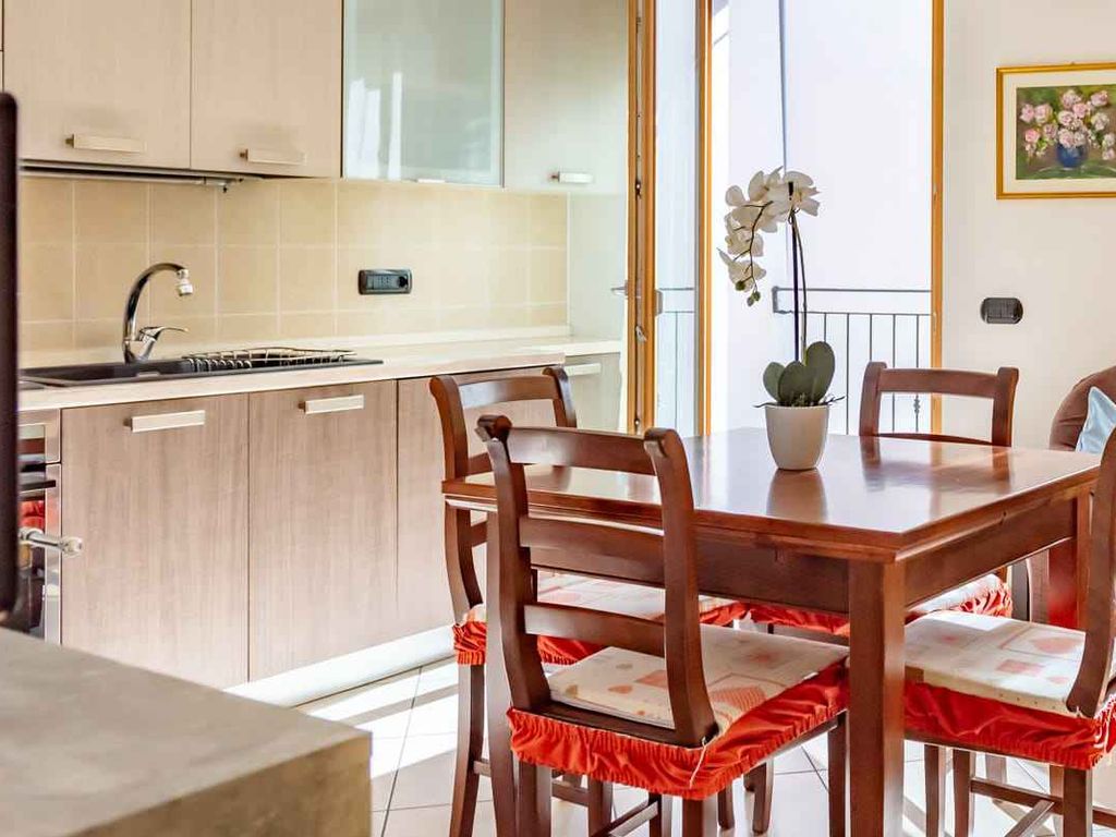 Ferienwohnung mit Internet und Balkon mit Talblick