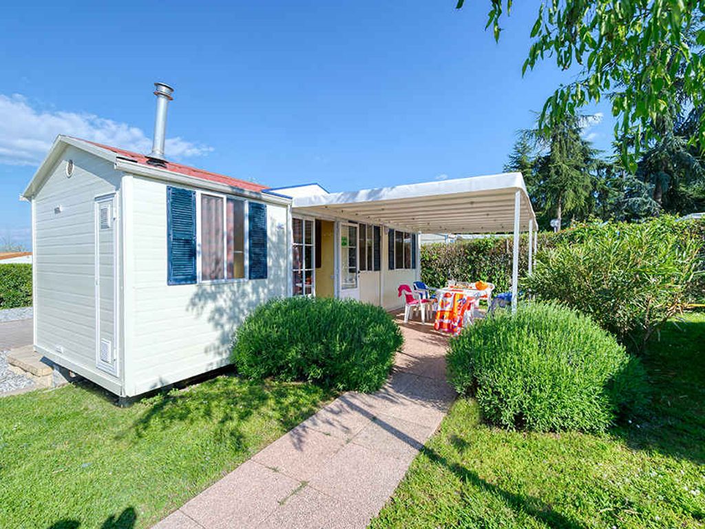 Mobilehome mit Klimaanlage, Terrasse und Pool