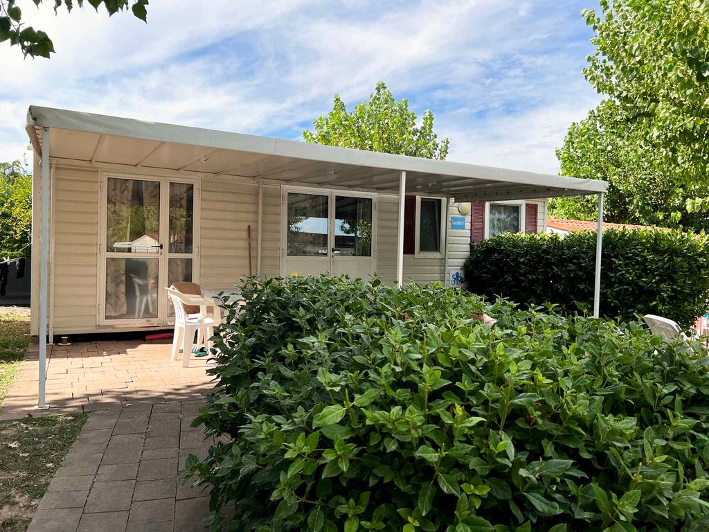 Mobilehome mit Klimaanlage, Terrasse und Pool