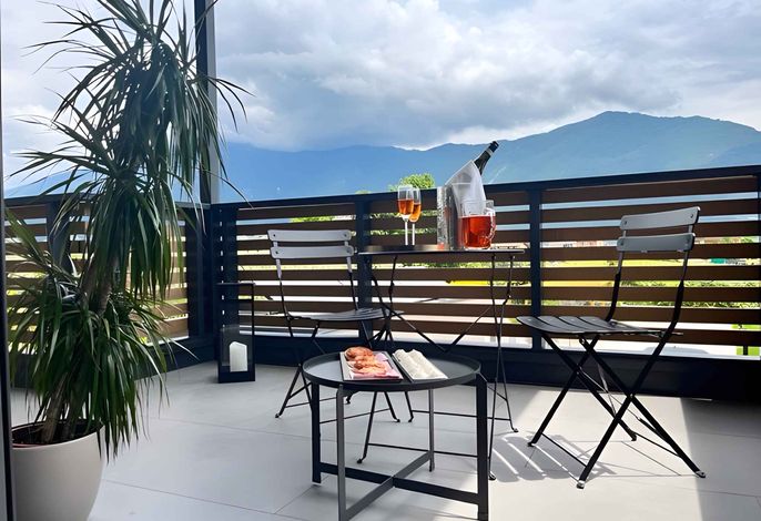 Ferienwohnung Neubau mit Balkon und Klimaaanlage – Foto 5