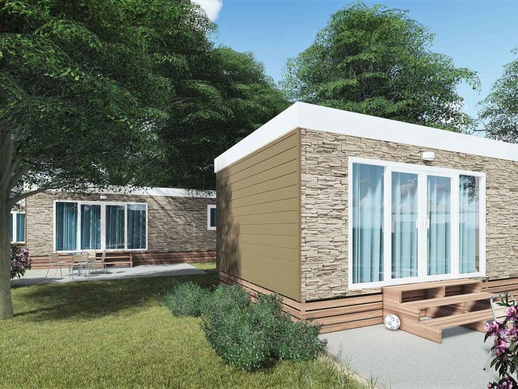 Mobilehome mit Pool und Klimaanlage