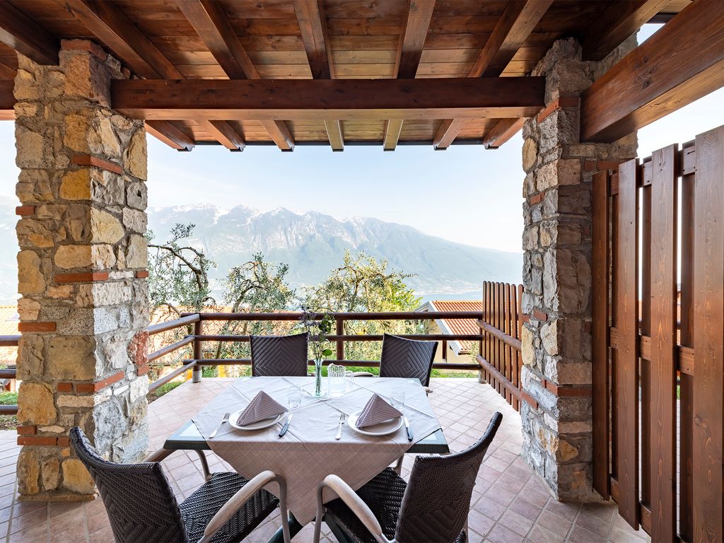 Ferienwohnung mit Balkon oder Terrasse und Pool