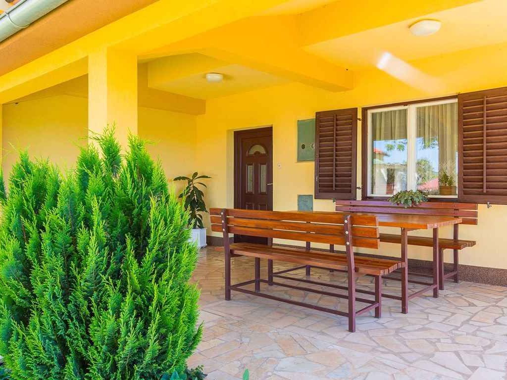 Ferienhaus mit Klimaanlage und Terrasse