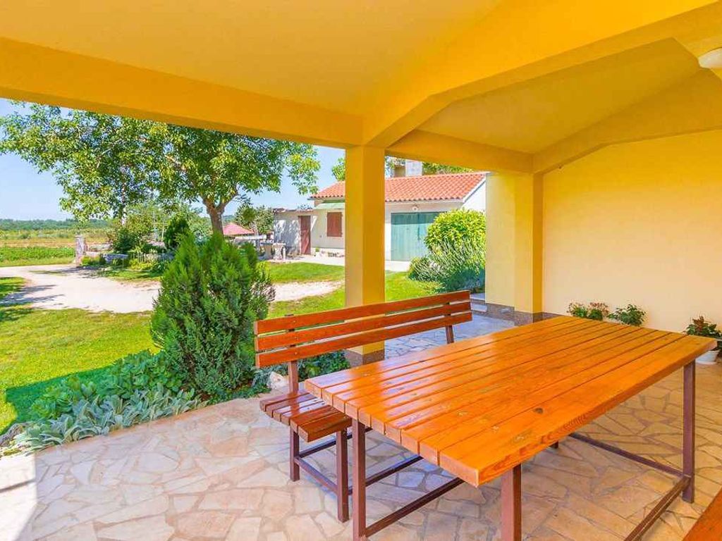 Ferienhaus mit Klimaanlage und Terrasse
