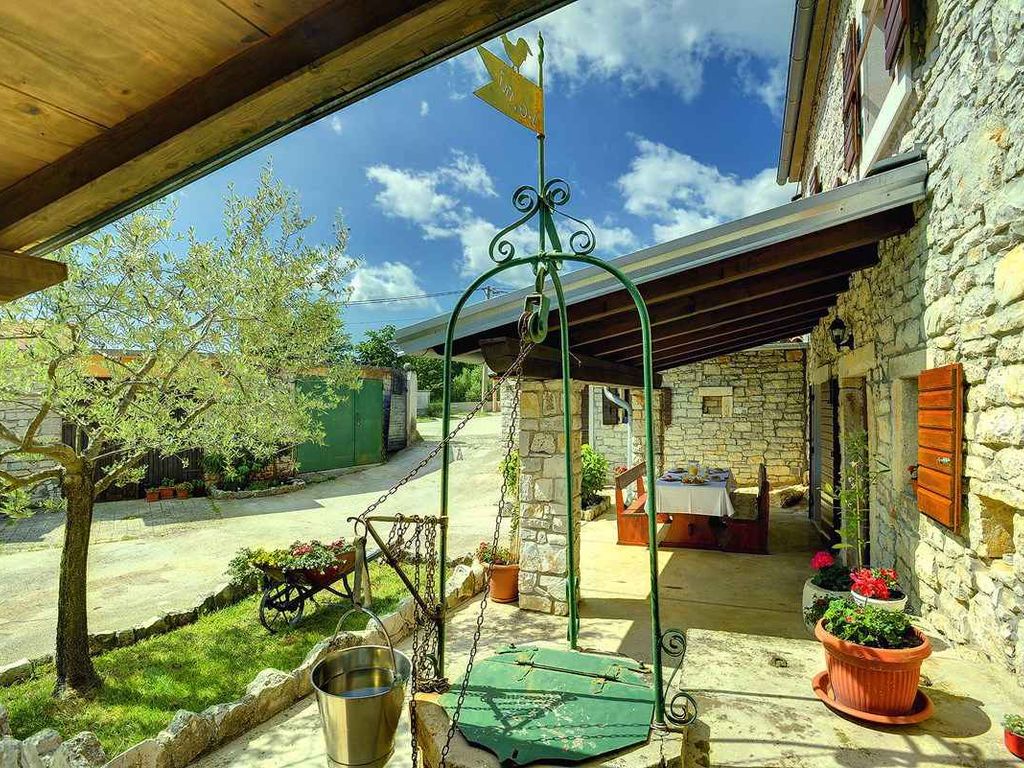 Ferienhaus mit Terrasse und Klimaanlage