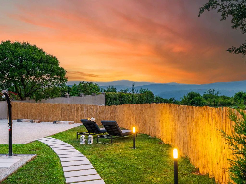 Villa mit Klimaanlage und Jacuzzi