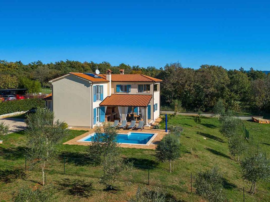 FerienHaus mit Pool