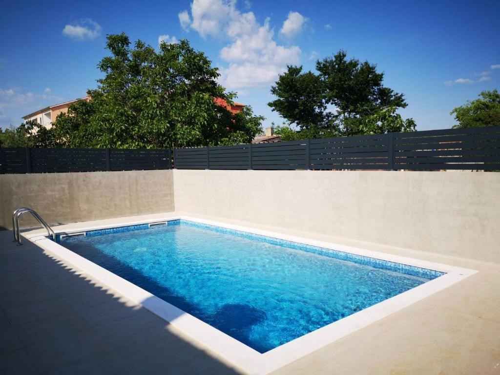 FerienHaus mit Pool