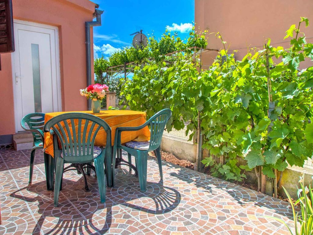 Ferienhaus mit Pool und Klimanlage
