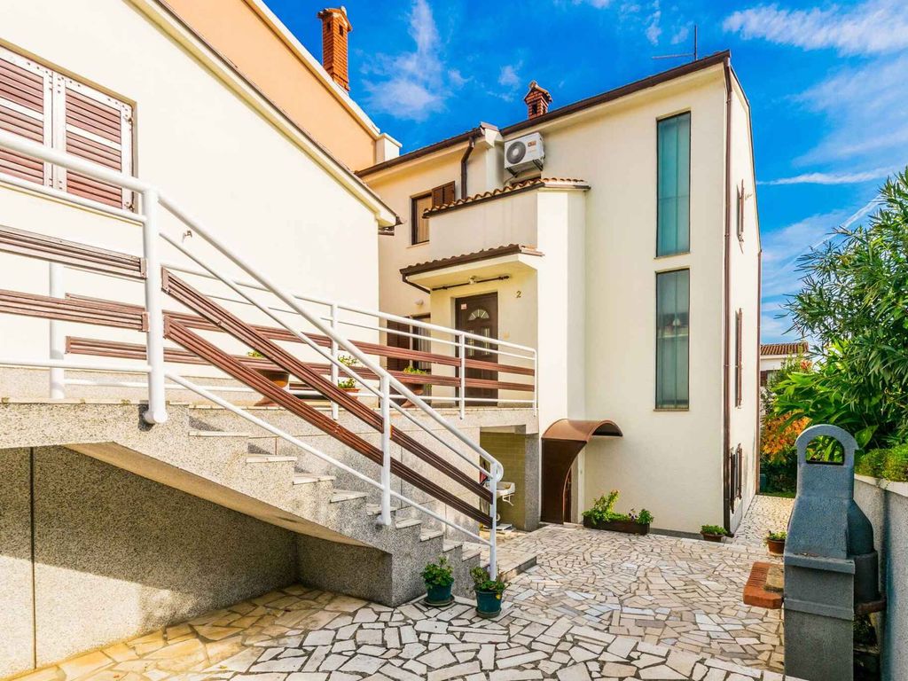 Ferienwohnung mit Terrasse und Klimaanlage