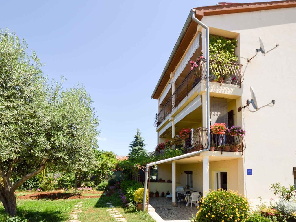 Ferienwohnung mit Terrasse und Klimaanlage