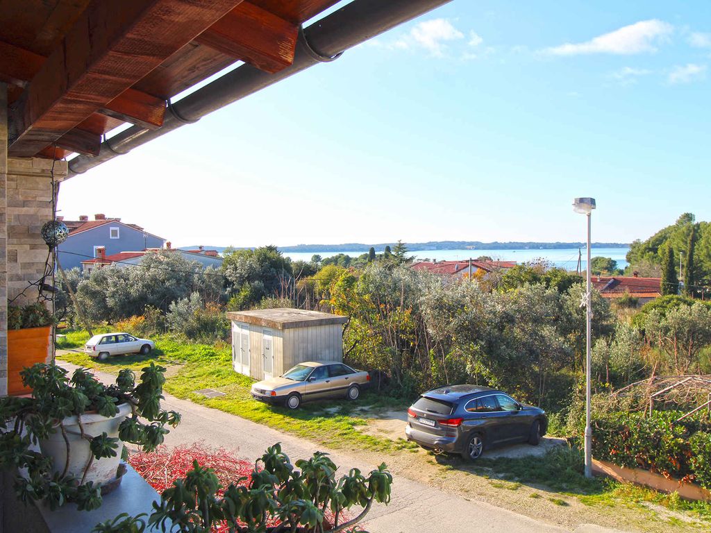 Ferienwohnung mit Klimaanlage und Terrasse