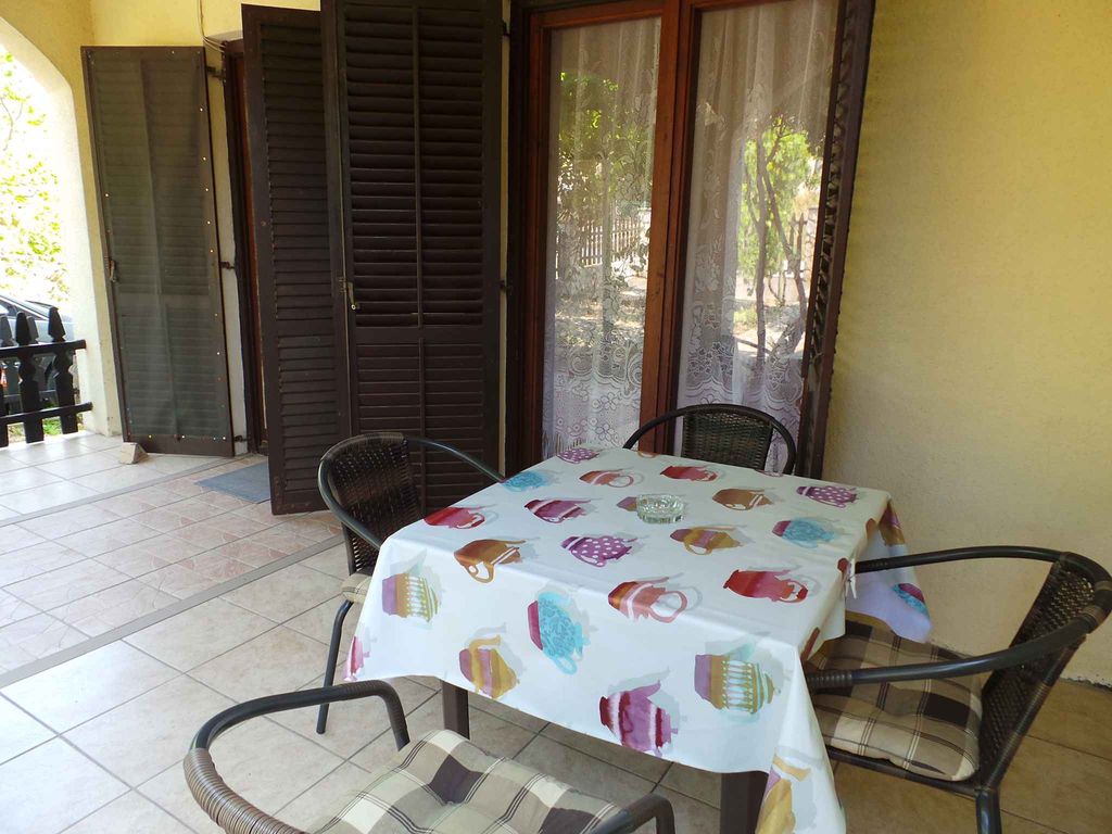 Ferienwohnung mit Terrasse und Internet