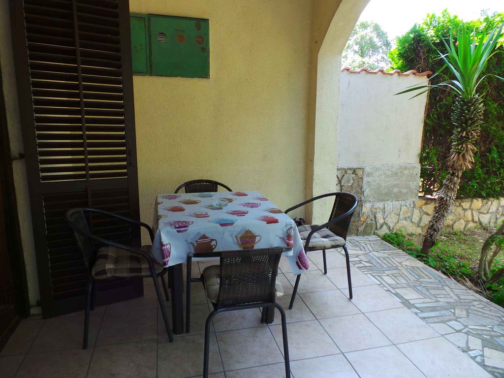 Ferienwohnung mit Terrasse und Internet