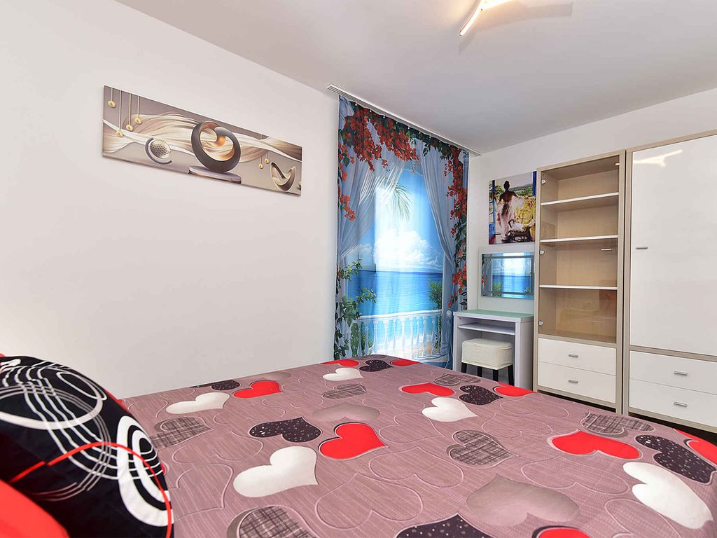 Ferienwohnung mit Klimaanlage und Terrasse