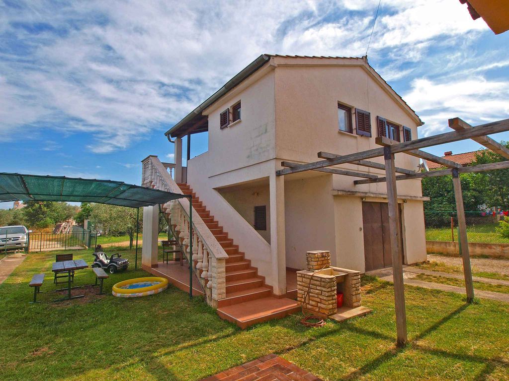 Ferienwohnung mit Terrasse und Klimaanlage