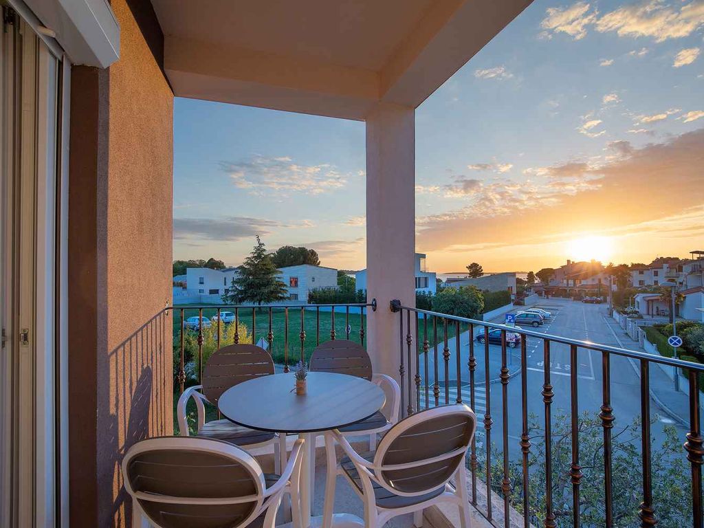 Ferienwohnung mit zwei Schlafzimmer und Balkon mit Meerblick
