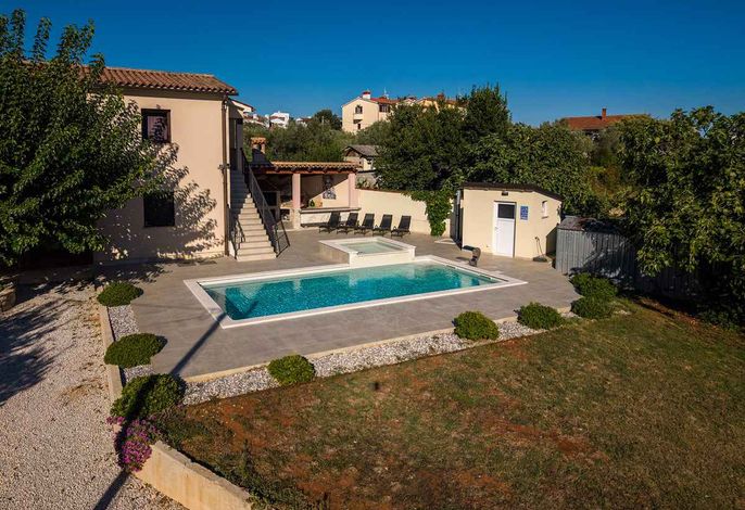 Ferienhaus mit Pool für 8 Personen – Foto 5