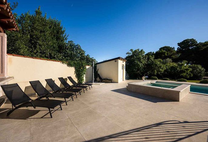 Ferienhaus mit Pool für 8 Personen – Foto 3