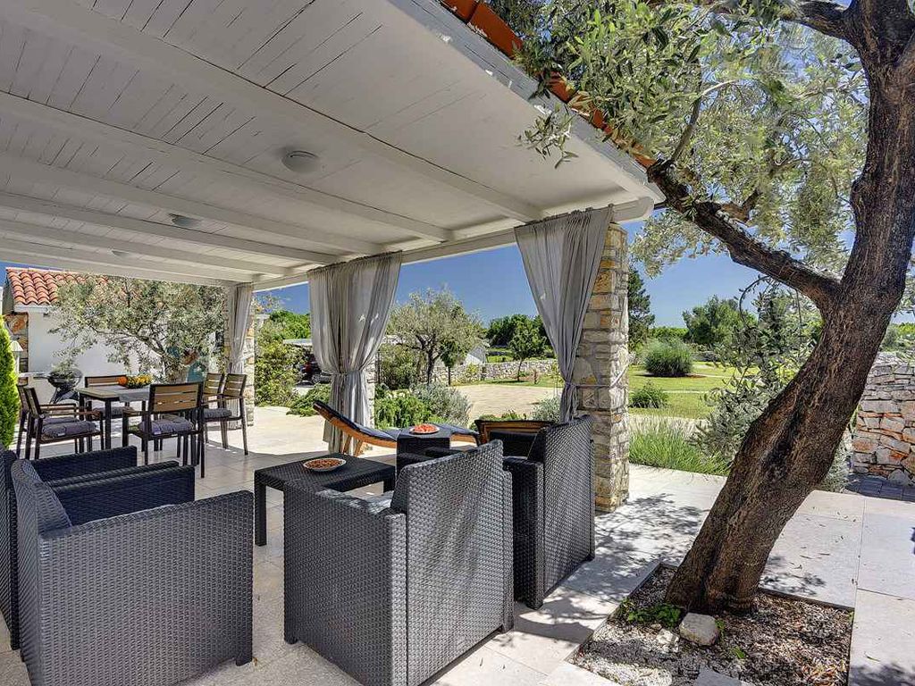 Ferienhaus in Strandnähe mit Meerblick