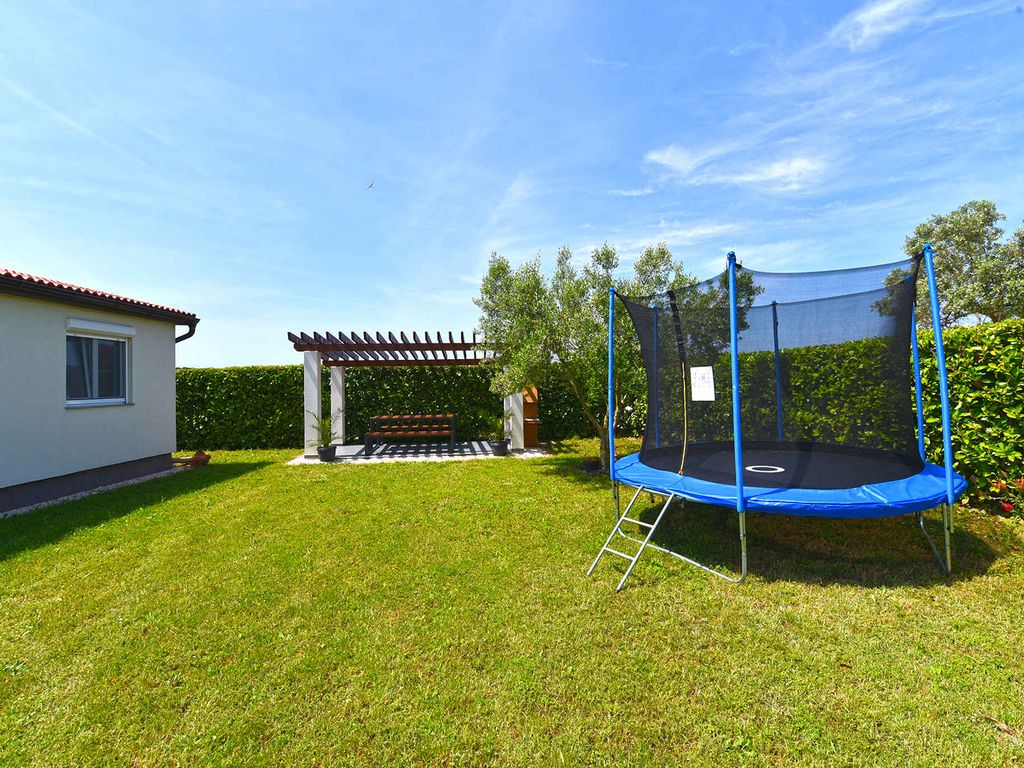 Ferienhaus mit Terrasse und Klimaanlage